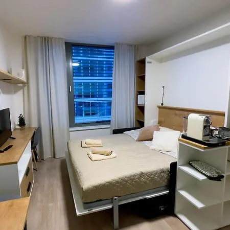Ferienwohnung Rezidence My Mozart Prag Exterior foto